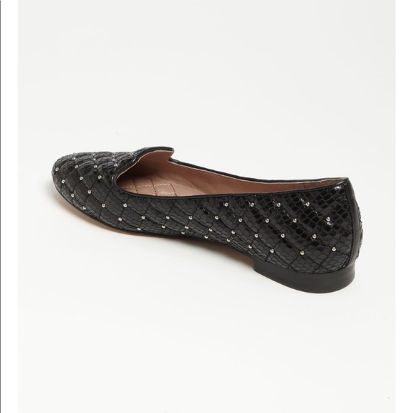 💄 Vince Camuto Studded Quilted Leather Flats 💄 - Picture 4 of 6
